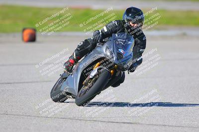 media/Jan-20-2023-Fastrack Riders (Fri) [[f2ad32aba3]]/Level 2/session 4 turn 6/